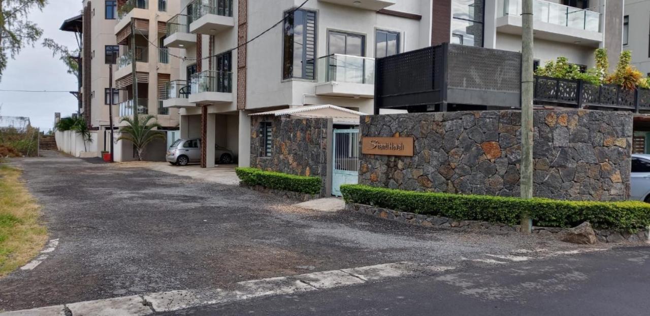 Modern Luxury Studio Fully Equipped Apartment Flic en Flac Exterior photo