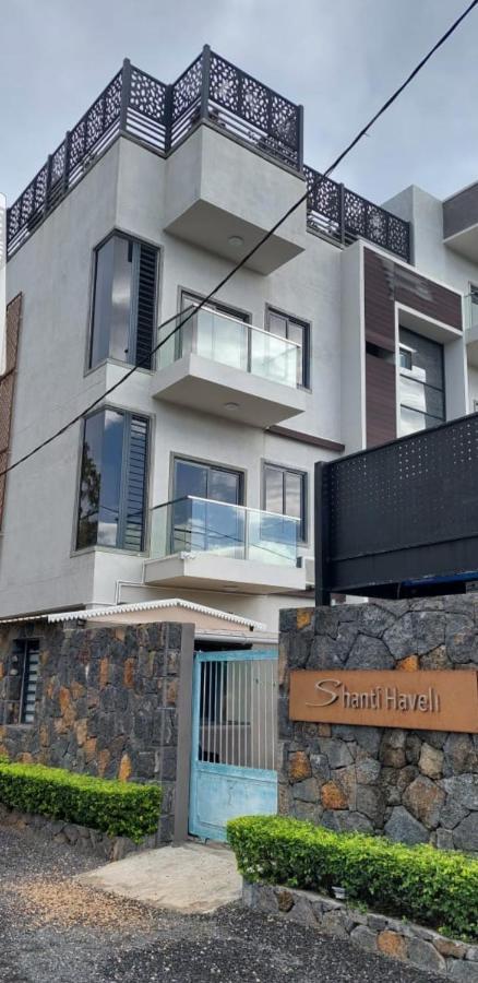 Modern Luxury Studio Fully Equipped Apartment Flic en Flac Exterior photo